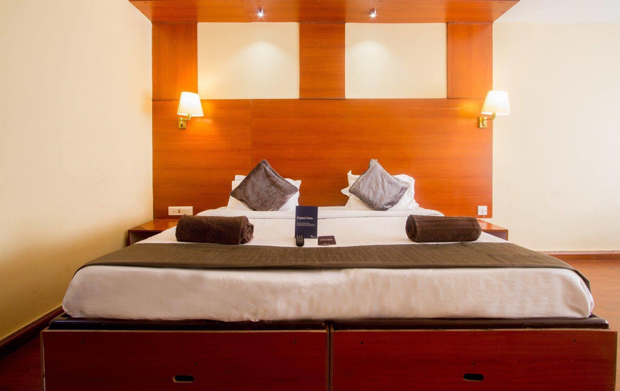 Fabhotel Khems Shoram Palace Road Udagamandalam Exterior foto